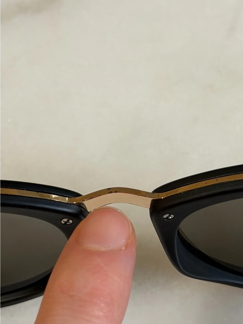 Le Specs no smirking matte black-gold Sunglasses